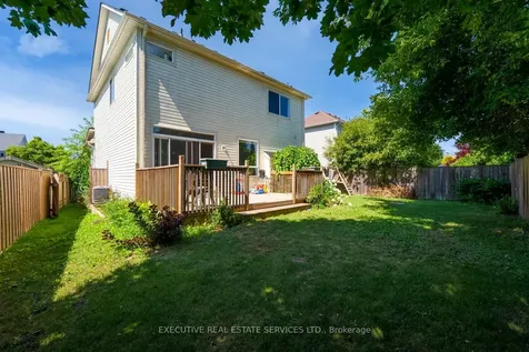 39 Hurst Street Halton Hills ON L7J 2Z8