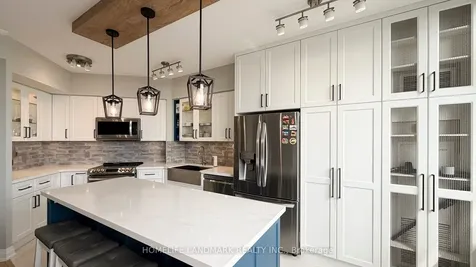 1060 Sheppard Avenue W Toronto ON M3J 0G7