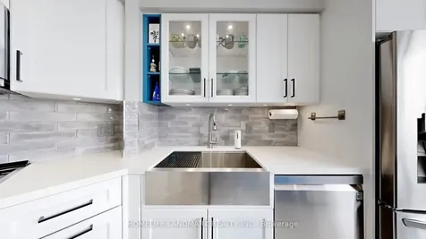 1060 Sheppard Avenue W Toronto ON M3J 0G7