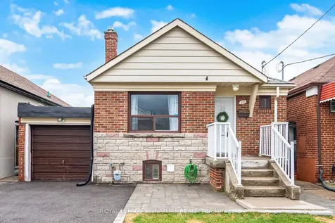 77 Ypres Road Toronto ON M6M 1P2