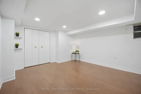 77 Ypres Road Toronto ON M6M 1P2
