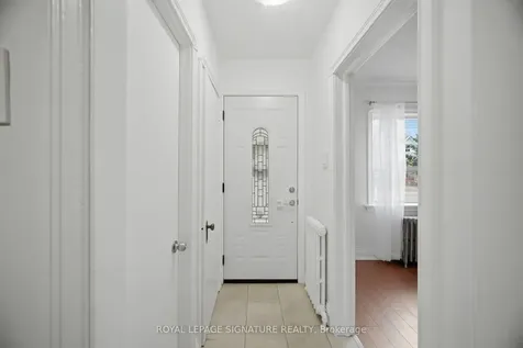 77 Ypres Road Toronto ON M6M 1P2