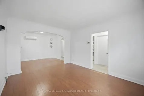 77 Ypres Road Toronto ON M6M 1P2