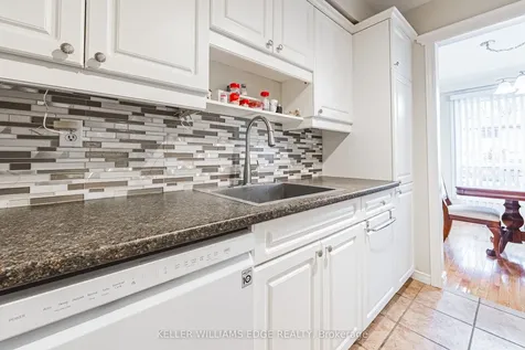 1576 Newlands Crescent Burlington ON L7M 1V6