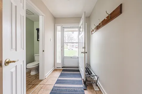 1576 Newlands Crescent Burlington ON L7M 1V6