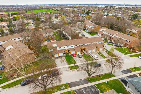 1576 Newlands Crescent Burlington ON L7M 1V6
