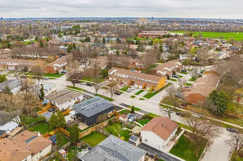 1576 Newlands Crescent Burlington ON L7M 1V6