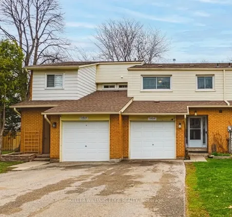 1576 Newlands Crescent Burlington ON L7M 1V6