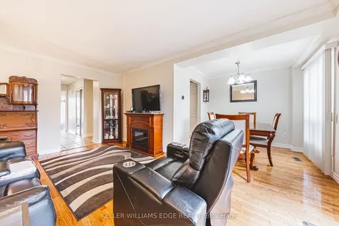 1576 Newlands Crescent Burlington ON L7M 1V6