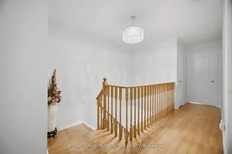 64 Mare Crescent Toronto ON M9W 7E7