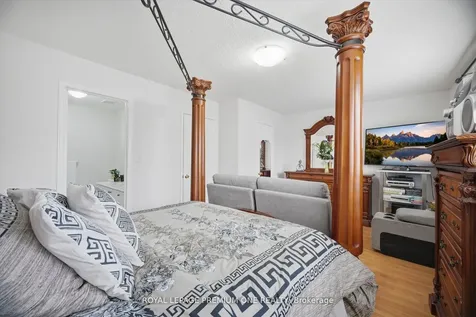 64 Mare Crescent Toronto ON M9W 7E7