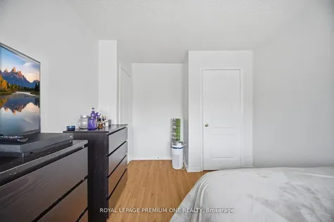 64 Mare Crescent Toronto ON M9W 7E7