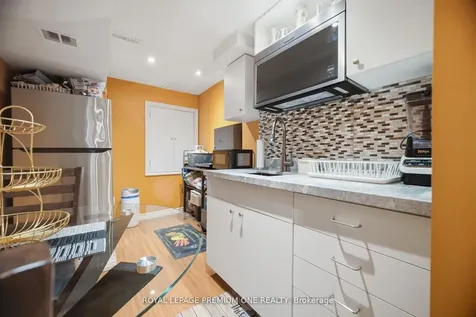 64 Mare Crescent Toronto ON M9W 7E7