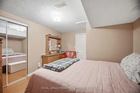 64 Mare Crescent Toronto ON M9W 7E7