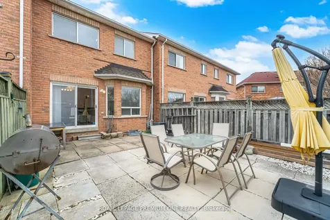 64 Mare Crescent Toronto ON M9W 7E7