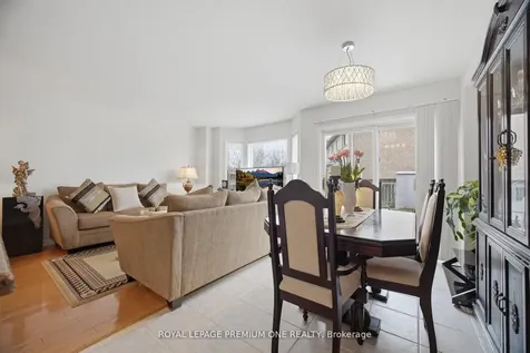 64 Mare Crescent Toronto ON M9W 7E7