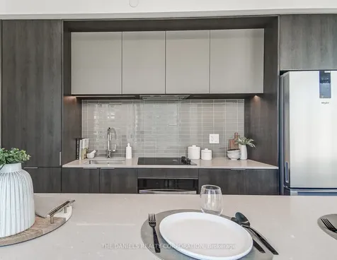 395 Square One Drive Mississauga ON L5B 0P6