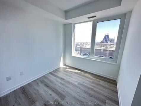 395 Square One Drive Mississauga ON L5B 0P6