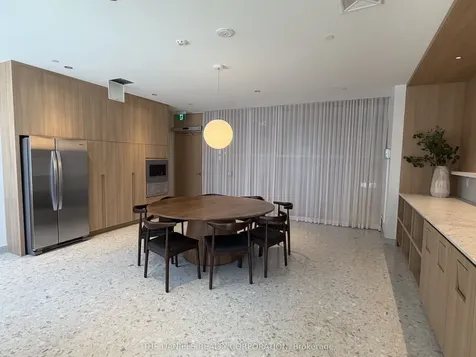 395 Square One Drive Mississauga ON L5B 0P6