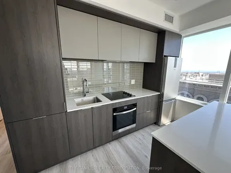 395 Square One Drive Mississauga ON L5B 0P6