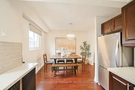 1221 Dundix Road Mississauga ON L4Y 3Y9