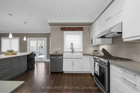 99 Gray Park Drive Caledon ON L7E 2N5