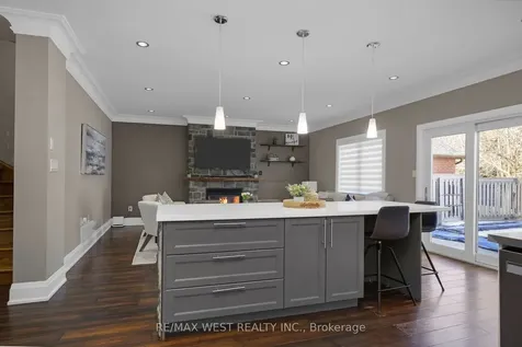 99 Gray Park Drive Caledon ON L7E 2N5