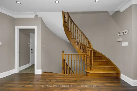 99 Gray Park Drive Caledon ON L7E 2N5