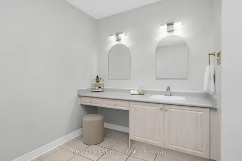 99 Gray Park Drive Caledon ON L7E 2N5