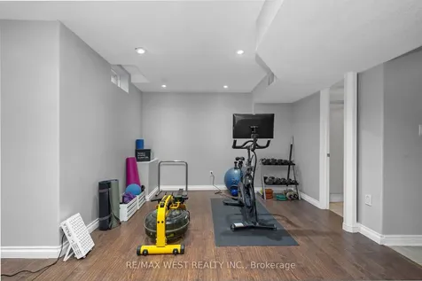 99 Gray Park Drive Caledon ON L7E 2N5