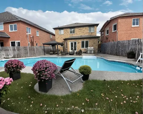 99 Gray Park Drive Caledon ON L7E 2N5