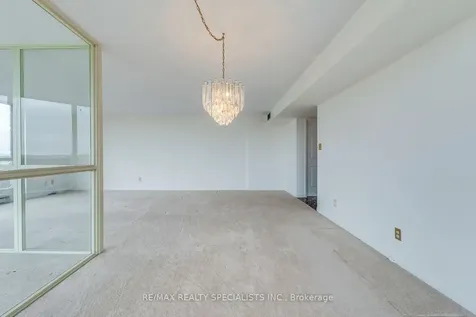 55 Kingsbridge Garden Circle Mississauga ON L5R 1Y1