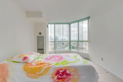 55 Kingsbridge Garden Circle Mississauga ON L5R 1Y1