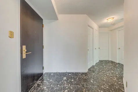 55 Kingsbridge Garden Circle Mississauga ON L5R 1Y1