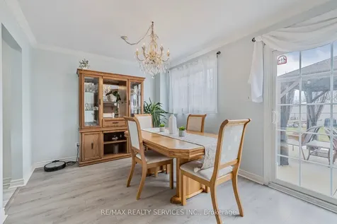 40 Crenshaw Court Brampton ON L6Z 1W9