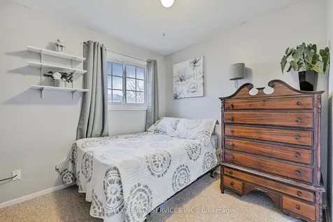 40 Crenshaw Court Brampton ON L6Z 1W9