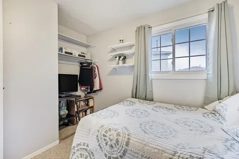 40 Crenshaw Court Brampton ON L6Z 1W9