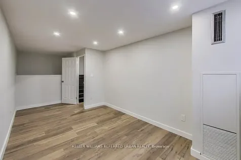 11 Wincott Drive Toronto ON M9R 2R9