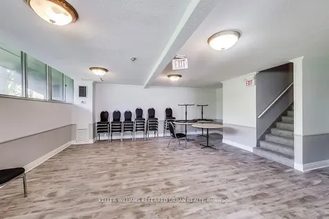 11 Wincott Drive Toronto ON M9R 2R9