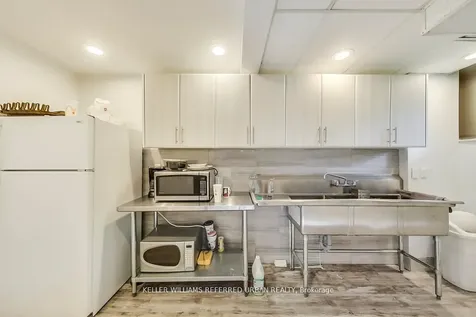 11 Wincott Drive Toronto ON M9R 2R9