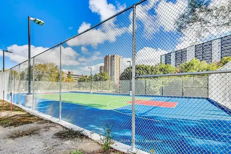 11 Wincott Drive Toronto ON M9R 2R9
