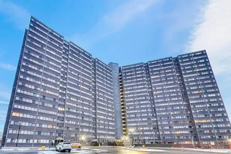 11 Wincott Drive Toronto ON M9R 2R9