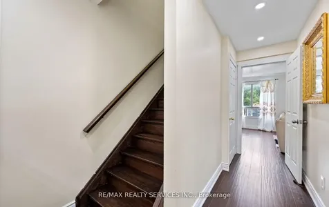124 Baronwood Court Brampton ON L6V 3H7