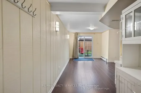 124 Baronwood Court Brampton ON L6V 3H7
