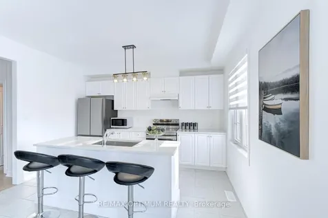 2 Pomarine Way Brampton ON L6X 0E4