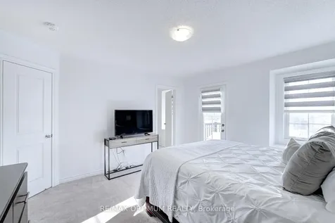 2 Pomarine Way Brampton ON L6X 0E4
