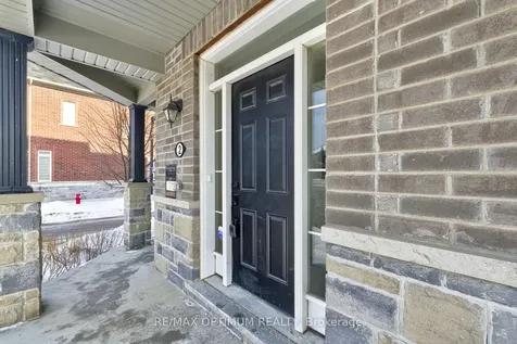 2 Pomarine Way Brampton ON L6X 0E4