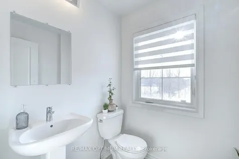 2 Pomarine Way Brampton ON L6X 0E4