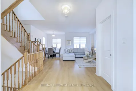 2 Pomarine Way Brampton ON L6X 0E4