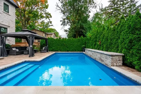 385 Pine Cove Road Burlington ON L7N 1W4